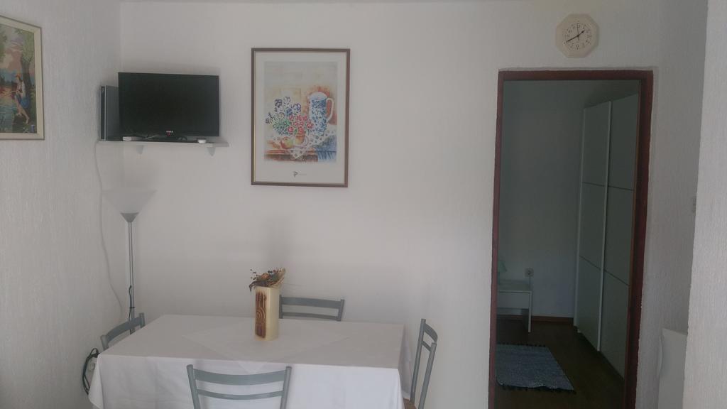 Draga Bašćanska Ruza Apartmani מראה חיצוני תמונה